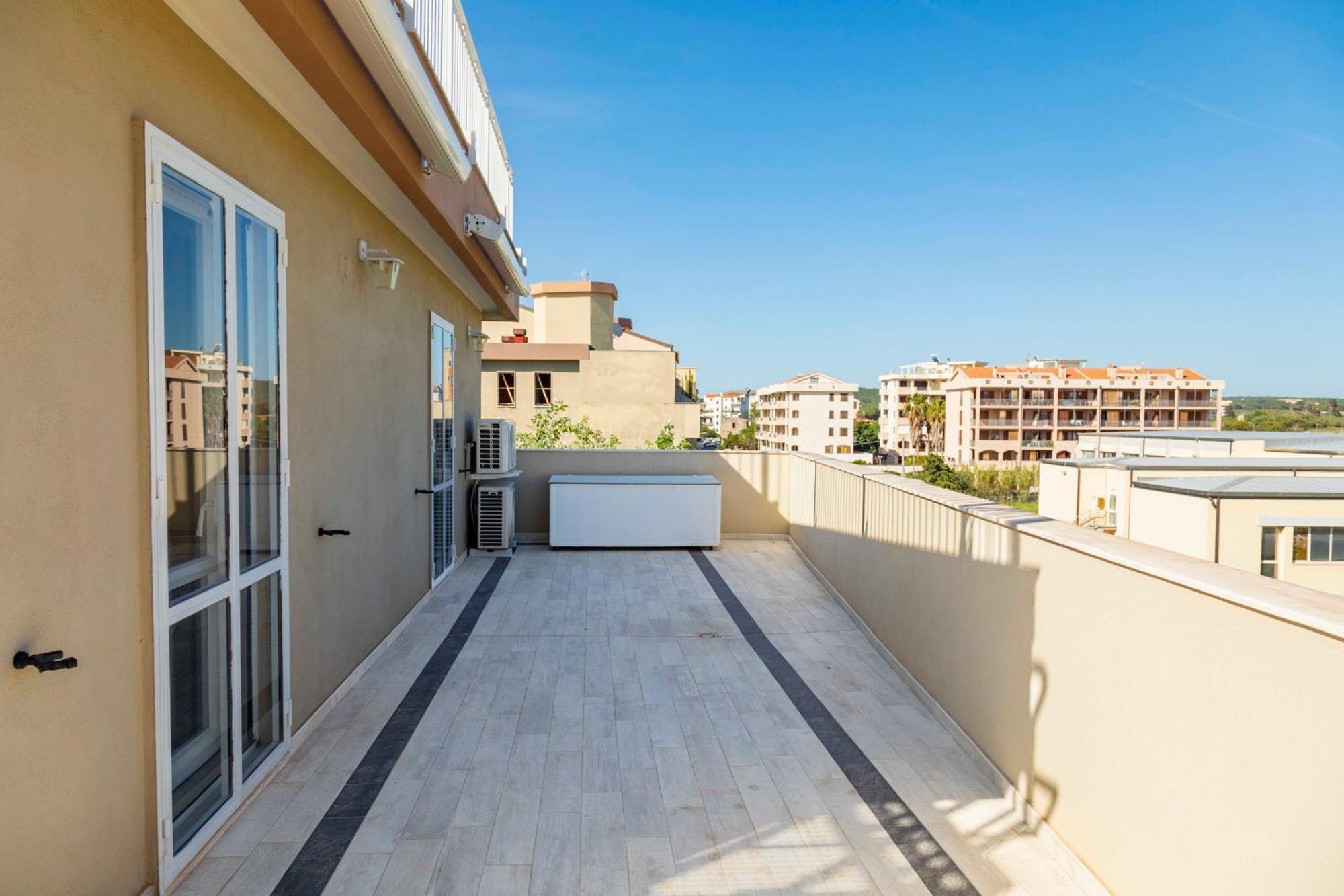 Lovealghero Stanze In Attico Vista Mare Exterior foto